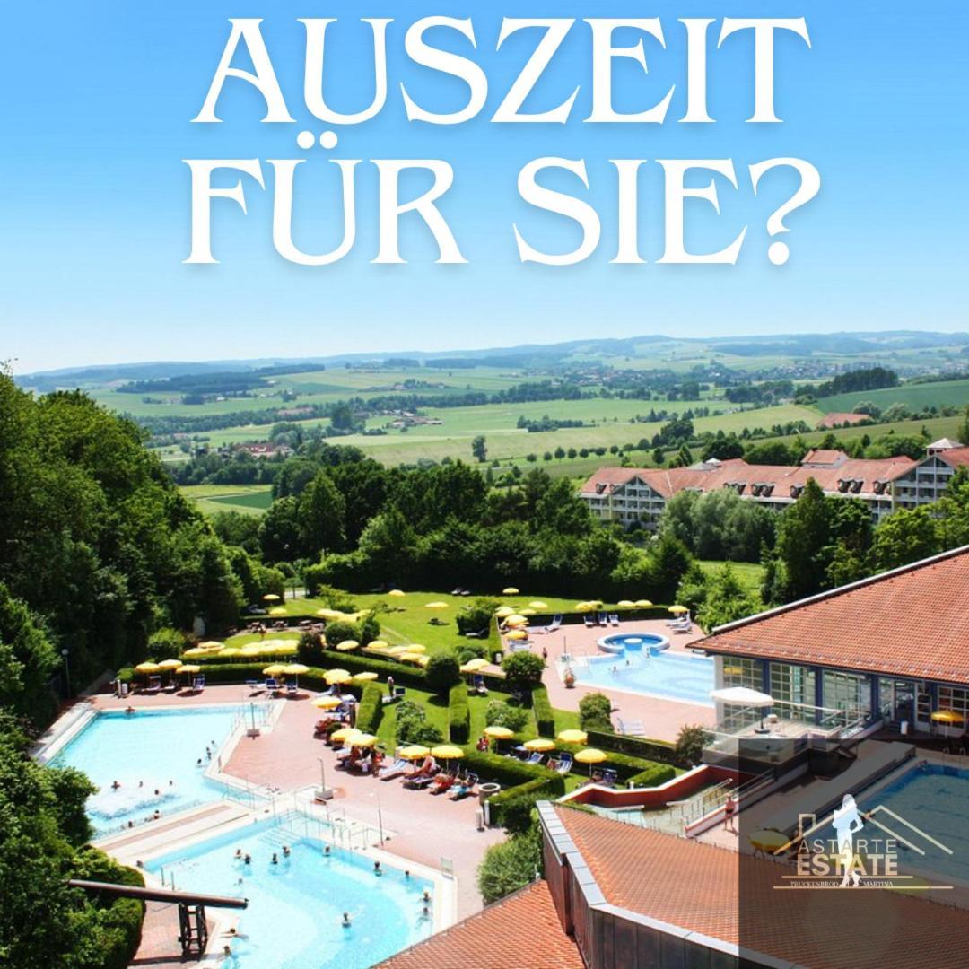 Fewo 20 - Appartement Im Rottalblick - Youngmodern Wohnen, Tiere Willkommen, Bademantelgang Zur Therme, Tv Und Balkon Bad Griesbach (Bavaria) Exterior foto